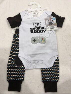 Baby Aspen White and Black "Little Gaming Buddy" Matching Set